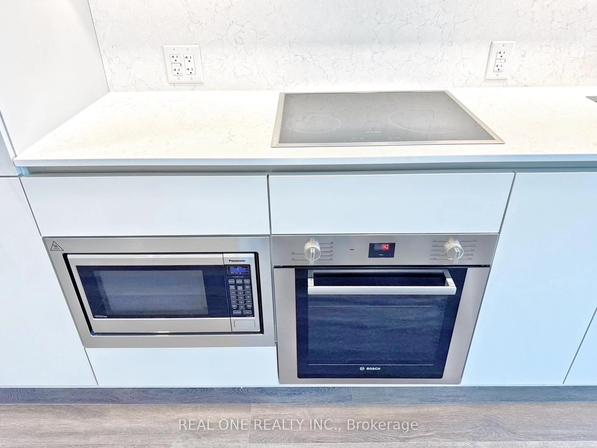 Photo 14 of Unit 609, 609 Sherbourne Street, Toronto, North St. James Town — HOMEH