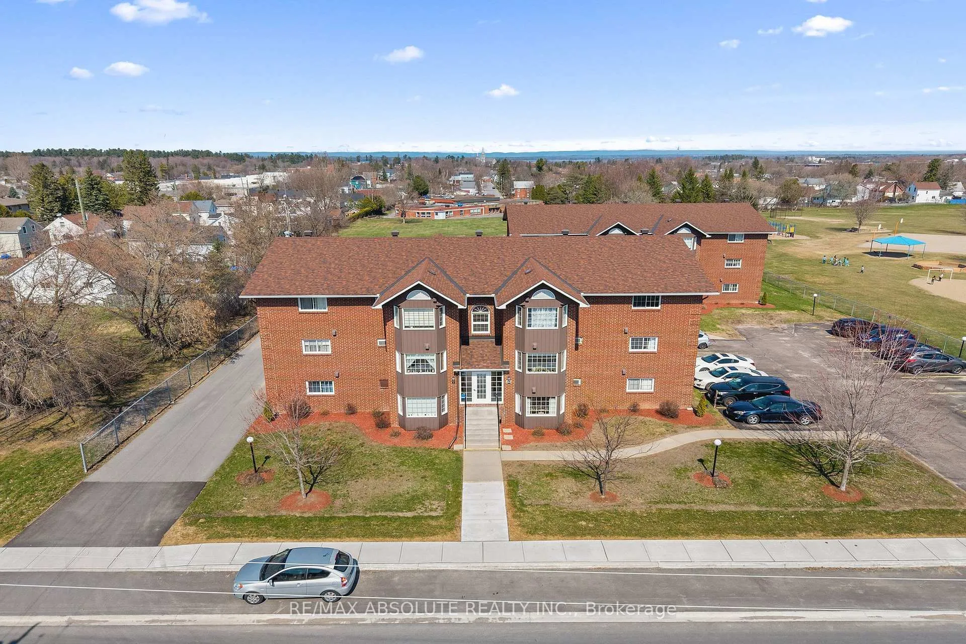Photo 4 of Unit 2A, 85 Edey Street, Arnprior — HOMEH