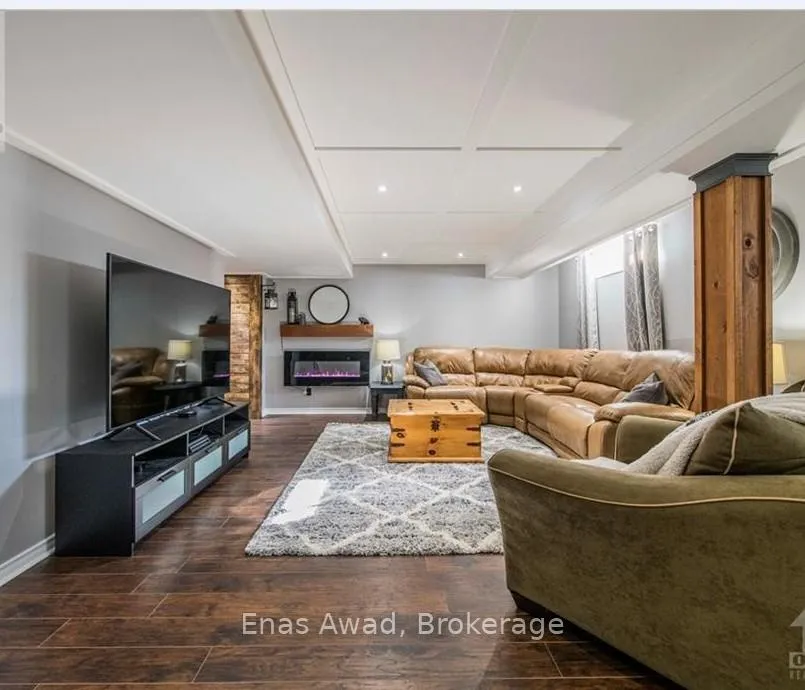 Photo 25 of 19 Farmfield Crescent, Ottawa, Kanata - Emerald Meadows/Trailwest — HOMEH
