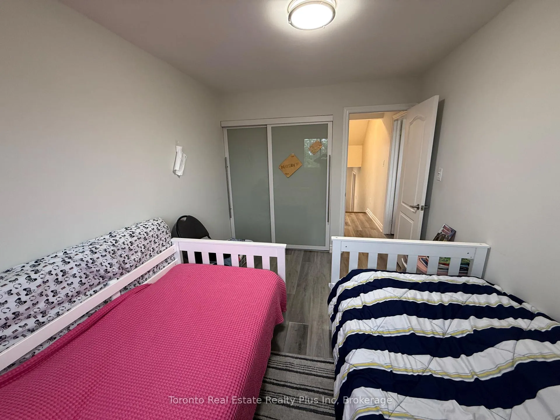Photo 4 of 130 Ashurst Crescent, Brampton, Madoc — HOMEH