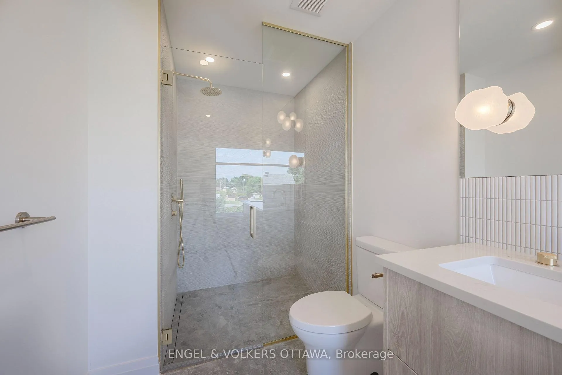 Photo 21 of 75A Granton Avenue, Ottawa, Meadowlands/St. Claire Gardens — HOMEH