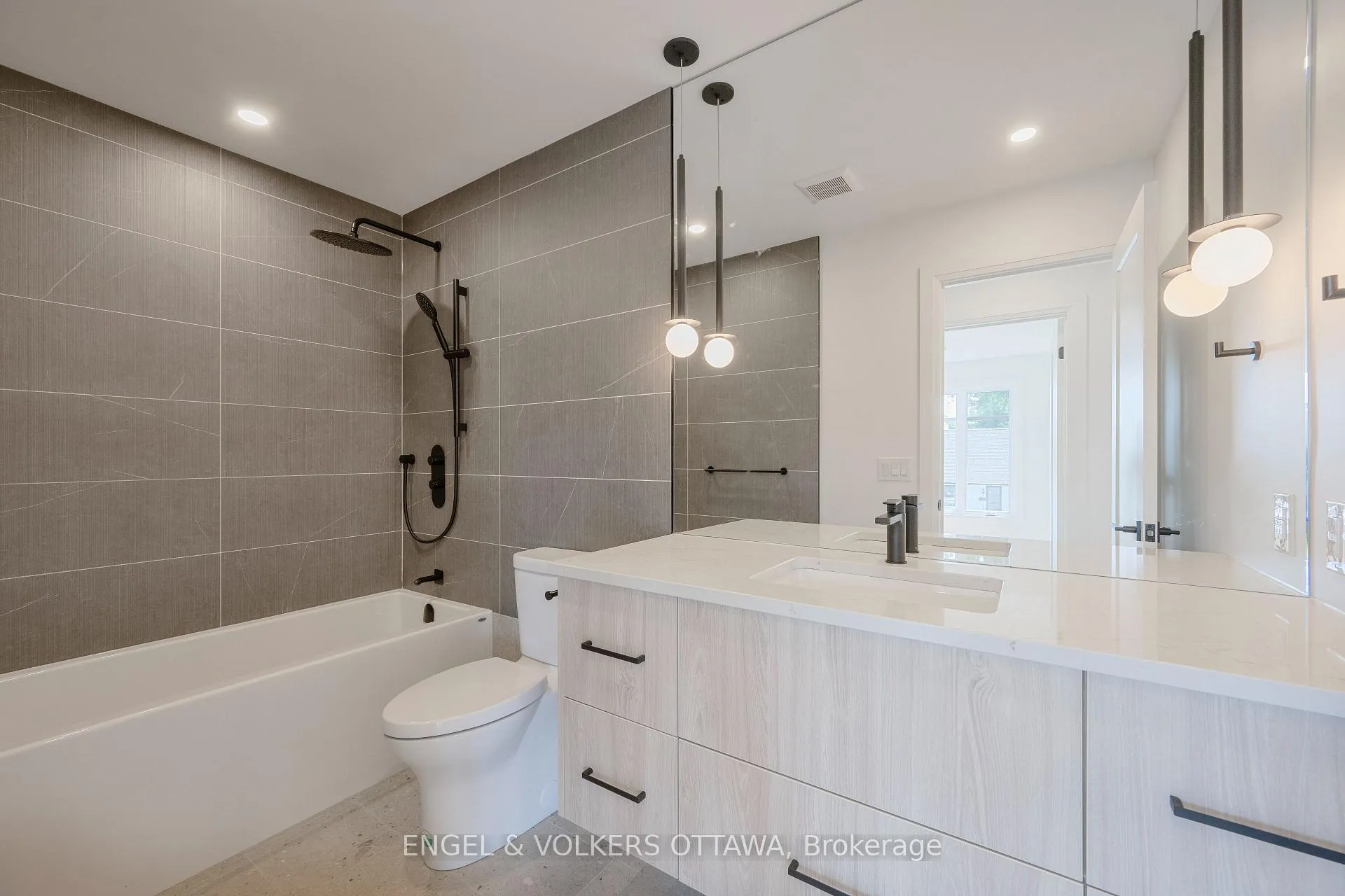 Photo 27 of 75A Granton Avenue, Ottawa, Meadowlands/St. Claire Gardens — HOMEH