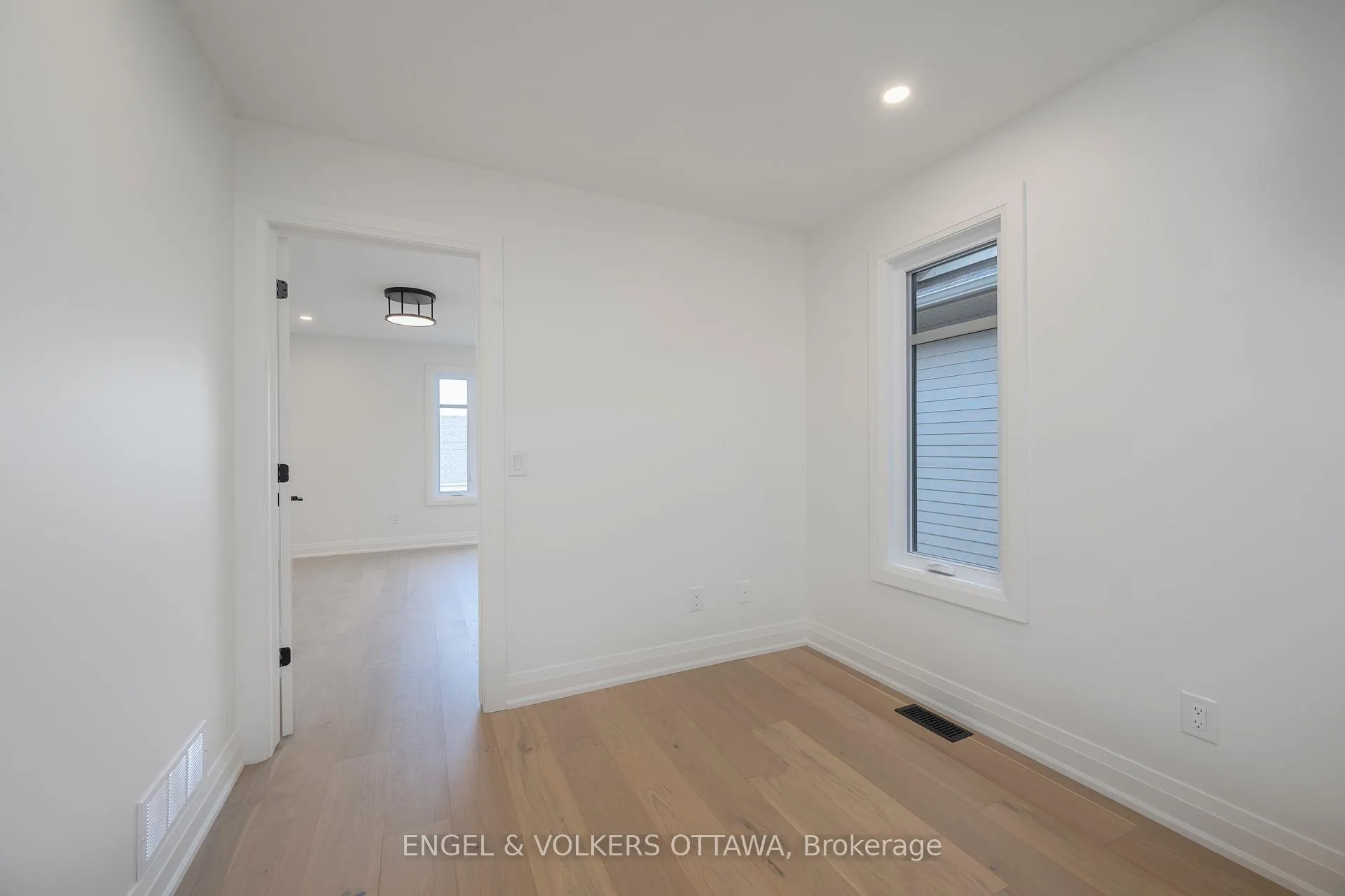 Photo 30 of 75A Granton Avenue, Ottawa, Meadowlands/St. Claire Gardens — HOMEH