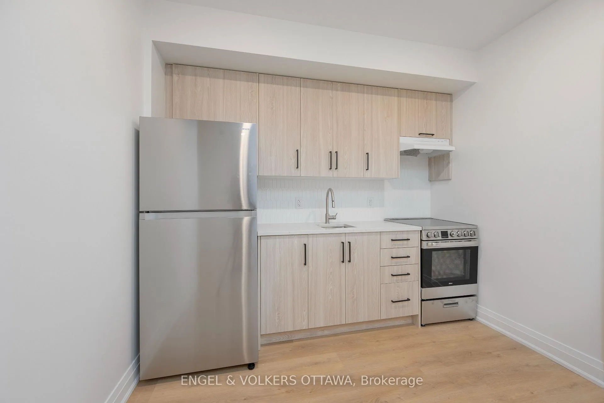 Photo 36 of 75A Granton Avenue, Ottawa, Meadowlands/St. Claire Gardens — HOMEH
