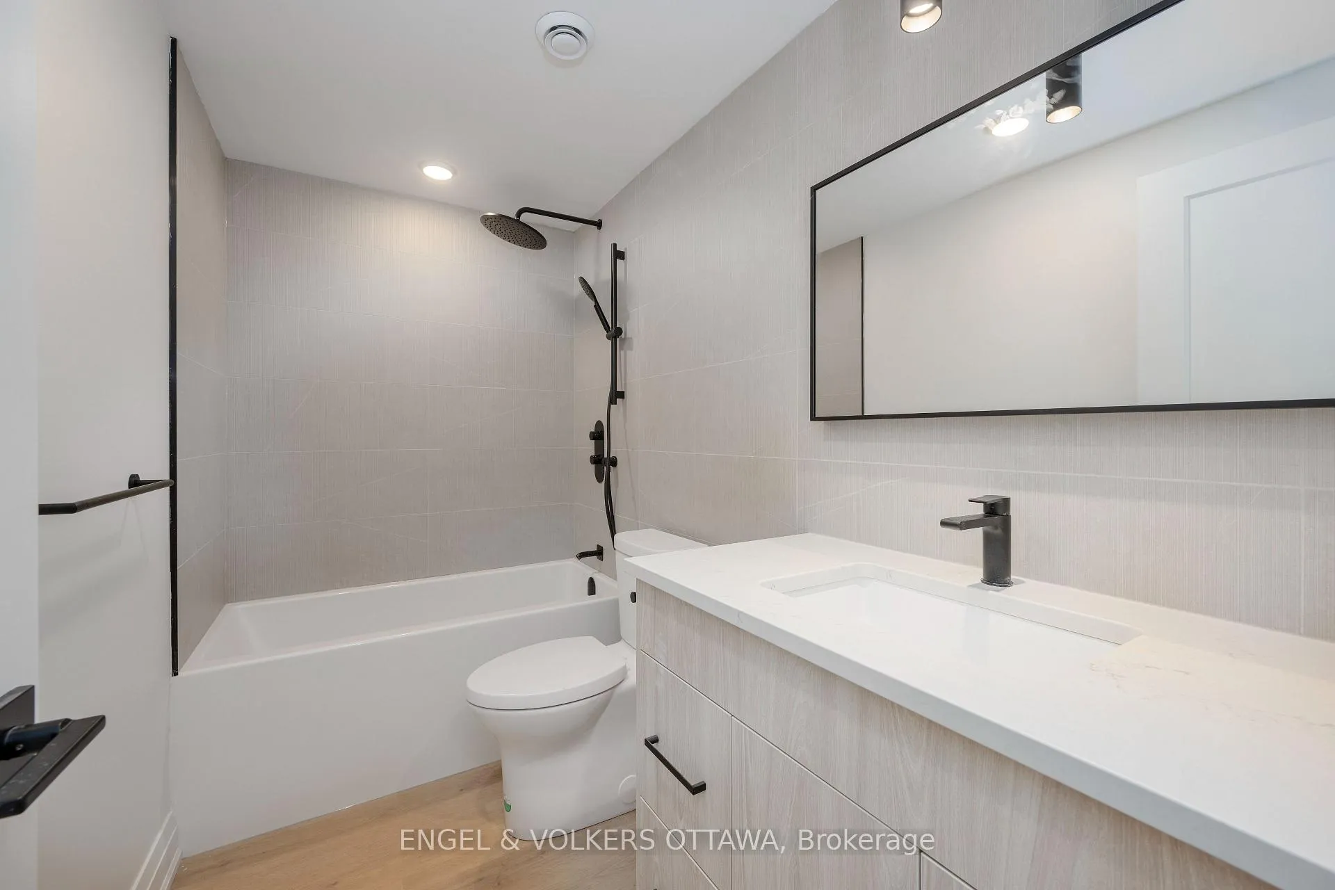 Photo 38 of 75A Granton Avenue, Ottawa, Meadowlands/St. Claire Gardens — HOMEH