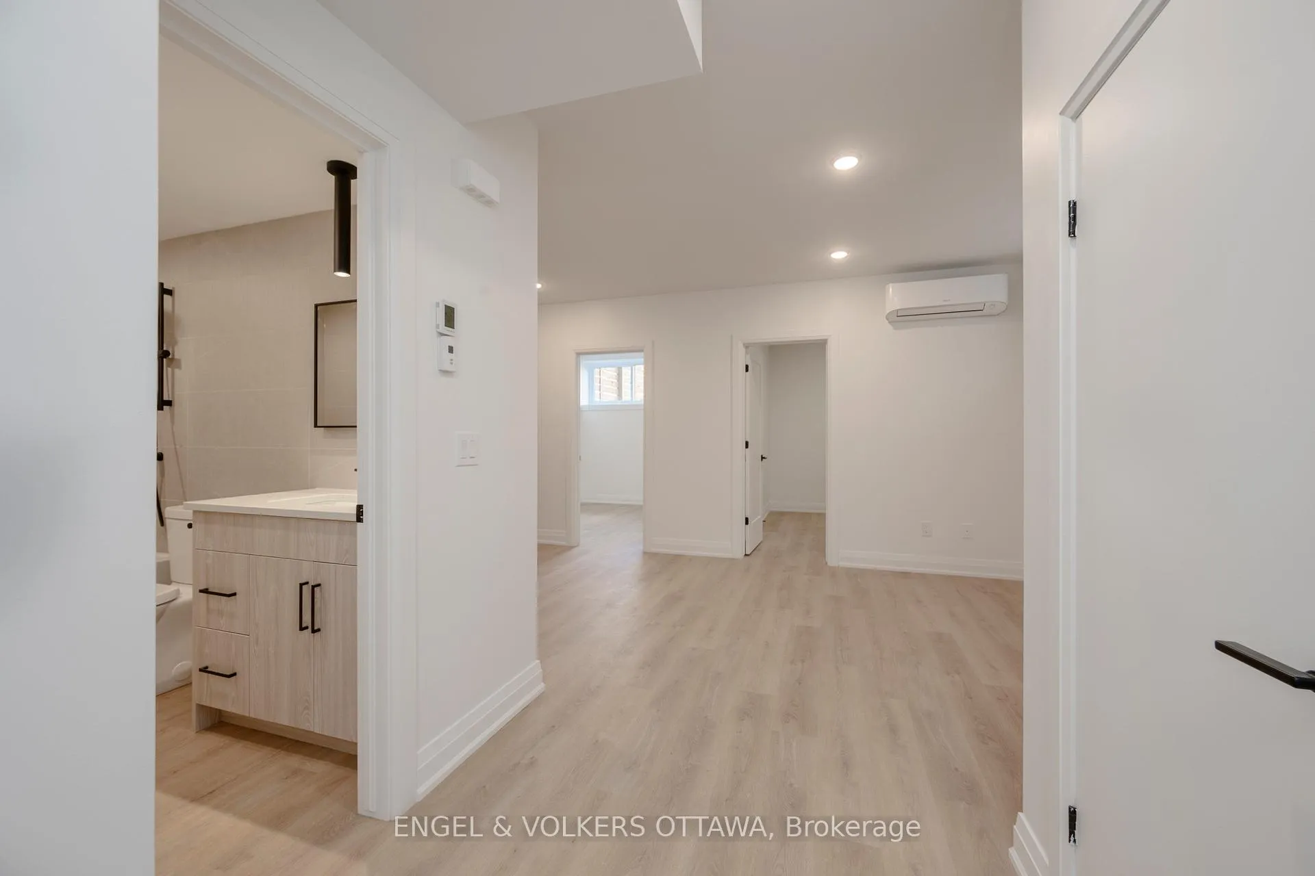 Photo 39 of 75A Granton Avenue, Ottawa, Meadowlands/St. Claire Gardens — HOMEH