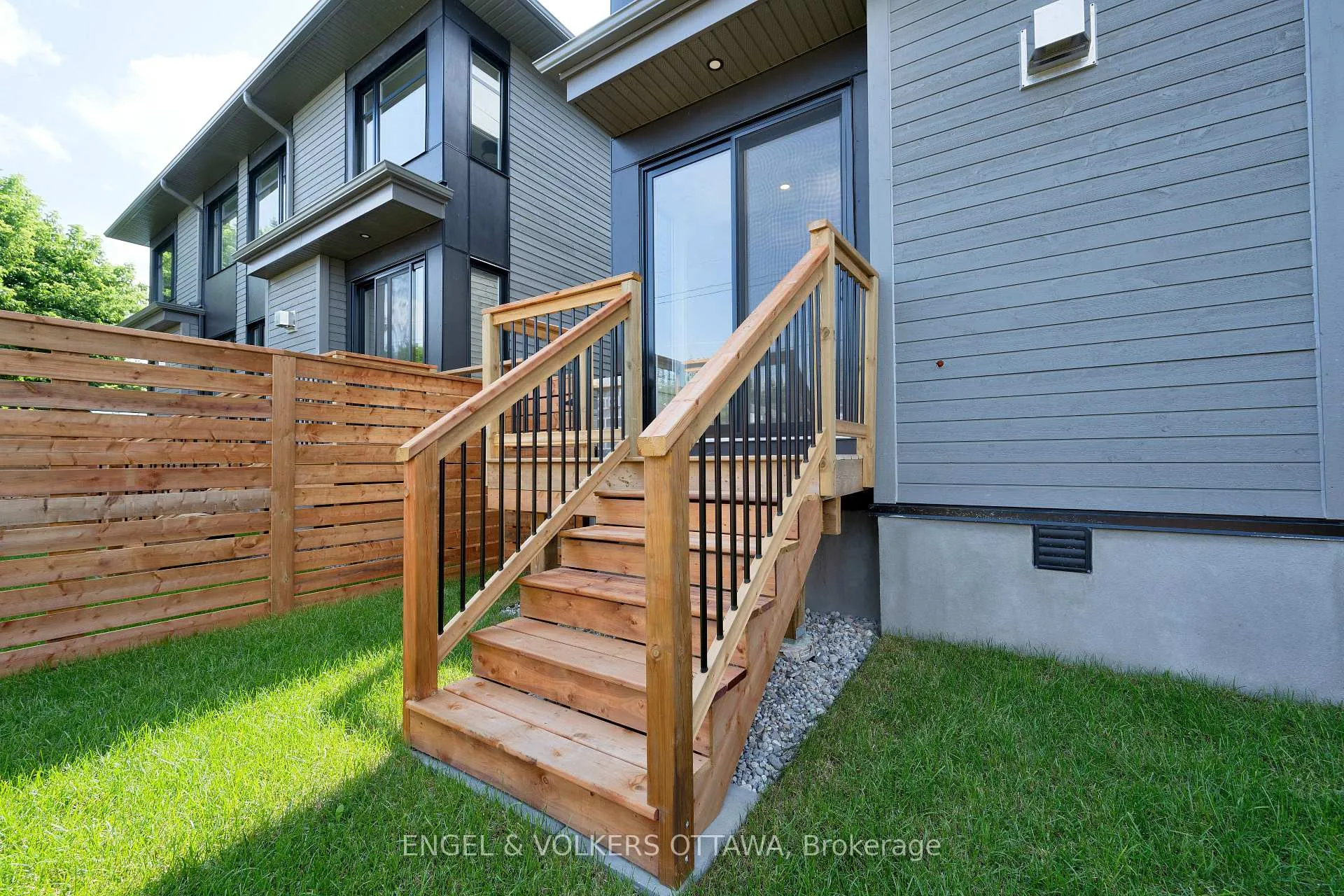 Photo 44 of 75A Granton Avenue, Ottawa, Meadowlands/St. Claire Gardens — HOMEH