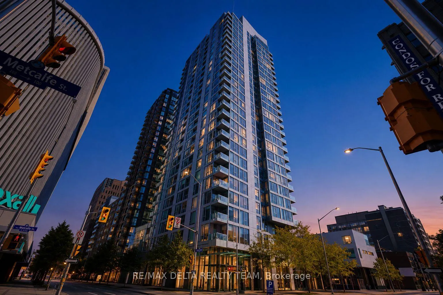 Front of Unit 703, 179 Metcalfe Street