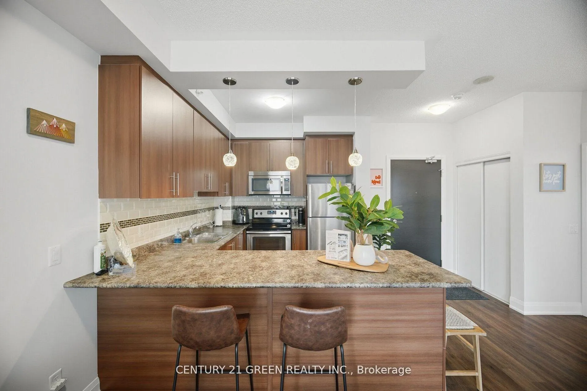 Photo 8 of Unit 409, 55 Yorkland Boulevard, Brampton, Goreway Drive Corridor — HOMEH