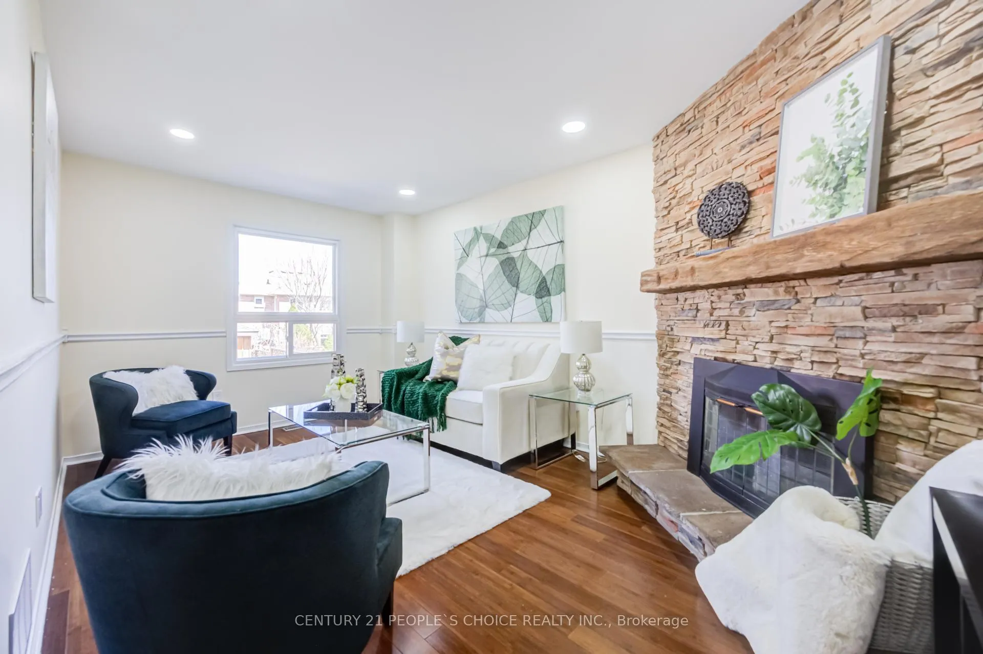 Photo 9 of 21 Dagwell Crescent, Ajax, Central West — HOMEH