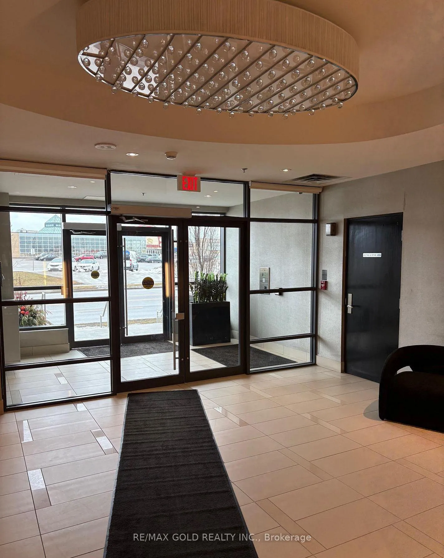 Photo 3 of Unit 501, 840 Queens Plate Drive, Etobicoke, West Humber-Clairville — HOMEH
