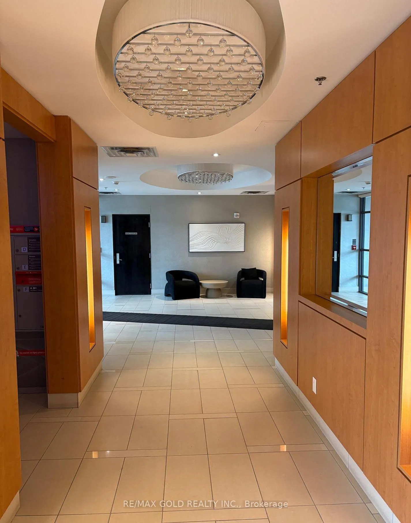 Photo 4 of Unit 501, 840 Queens Plate Drive, Etobicoke, West Humber-Clairville — HOMEH