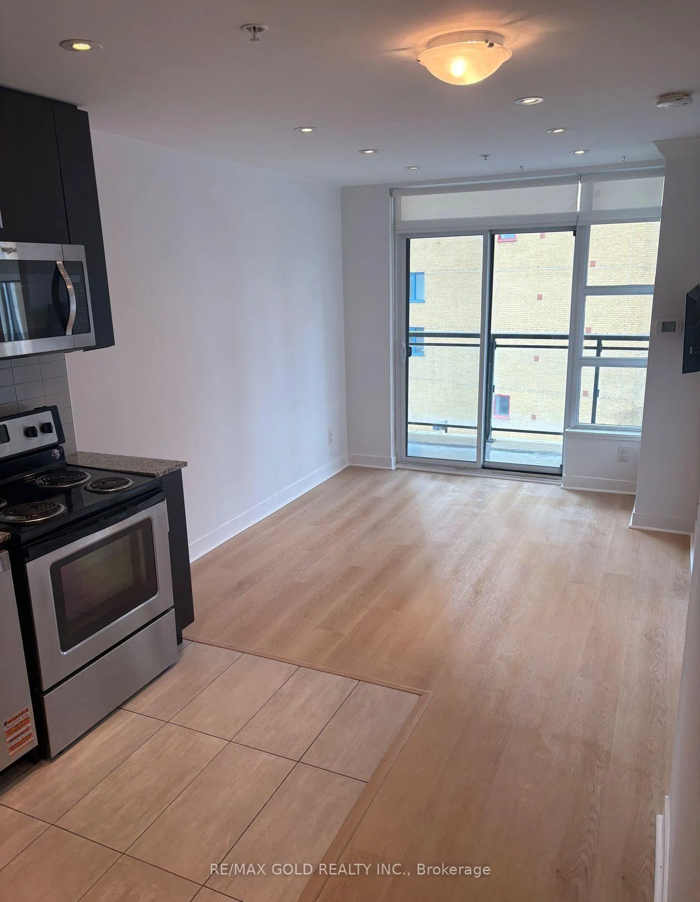 Photo 12 of Unit 501, 840 Queens Plate Drive, Etobicoke, West Humber-Clairville — HOMEH