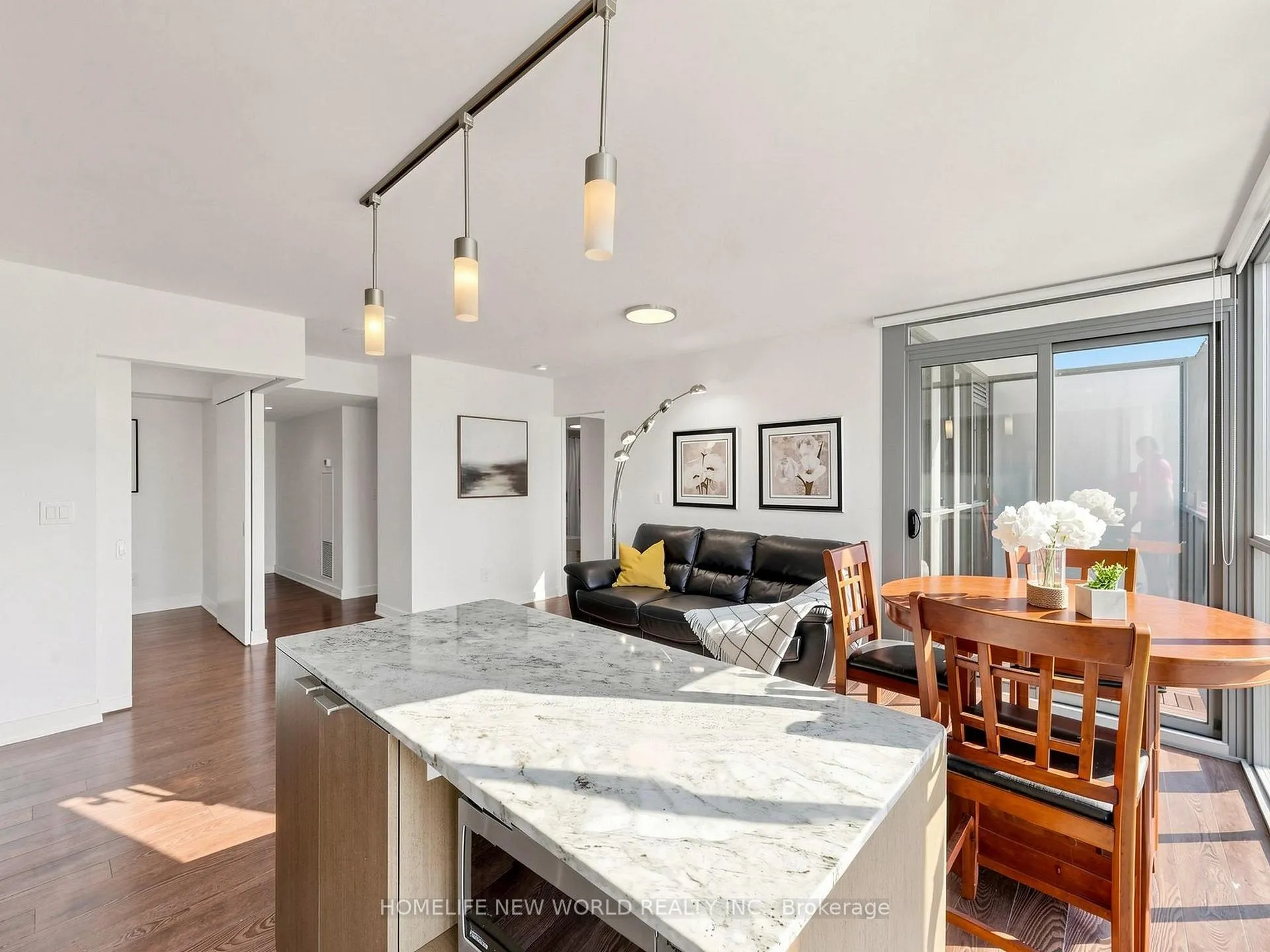 Photo 16 of Unit 1406, 110 Charles Street E, Toronto, Church-Yonge Corridor — HOMEH