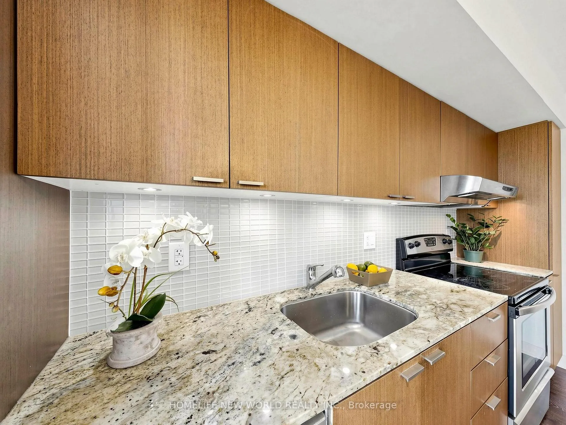 Photo 18 of Unit 1406, 110 Charles Street E, Toronto, Church-Yonge Corridor — HOMEH