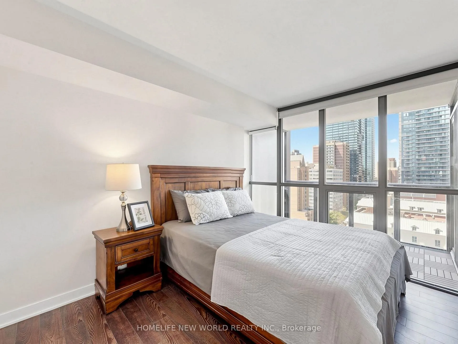 Photo 26 of Unit 1406, 110 Charles Street E, Toronto, Church-Yonge Corridor — HOMEH