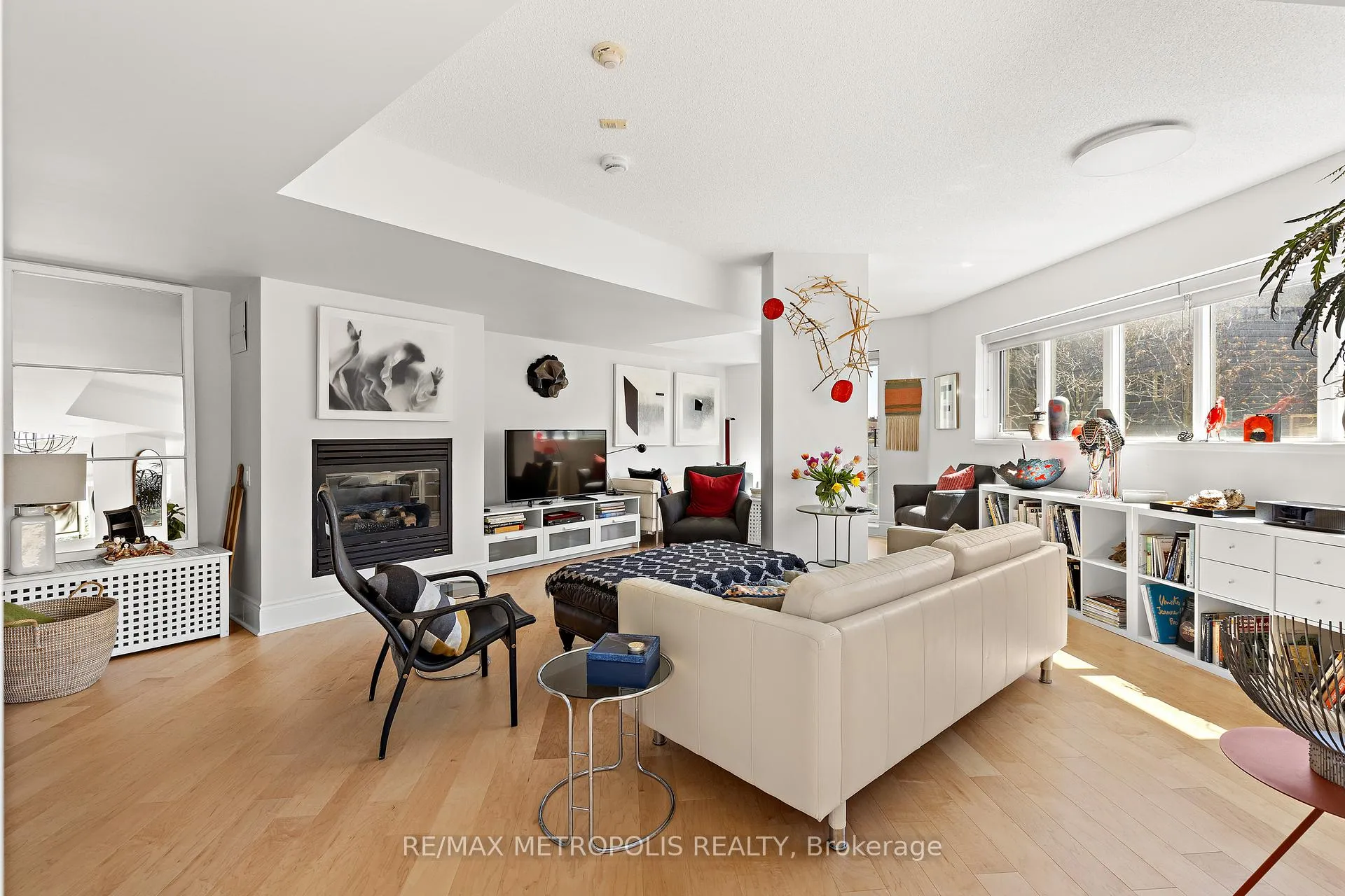 Photo 26 of Unit 438, 437 Roncesvalles Avenue, Toronto, Roncesvalles — HOMEH