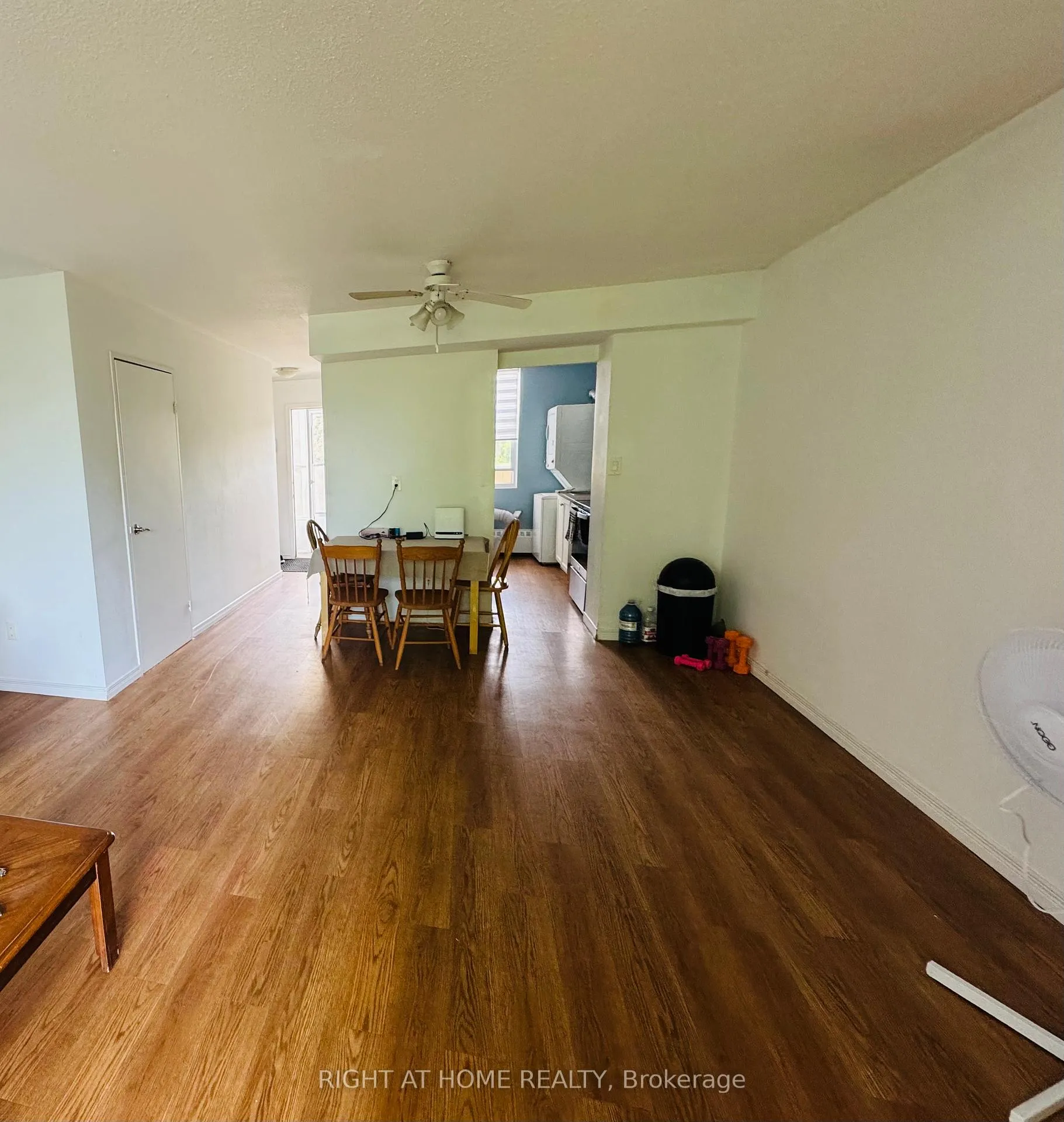 Photo 4 of Unit 222, 350 Quigley Road, Hamilton, Vincent — HOMEH