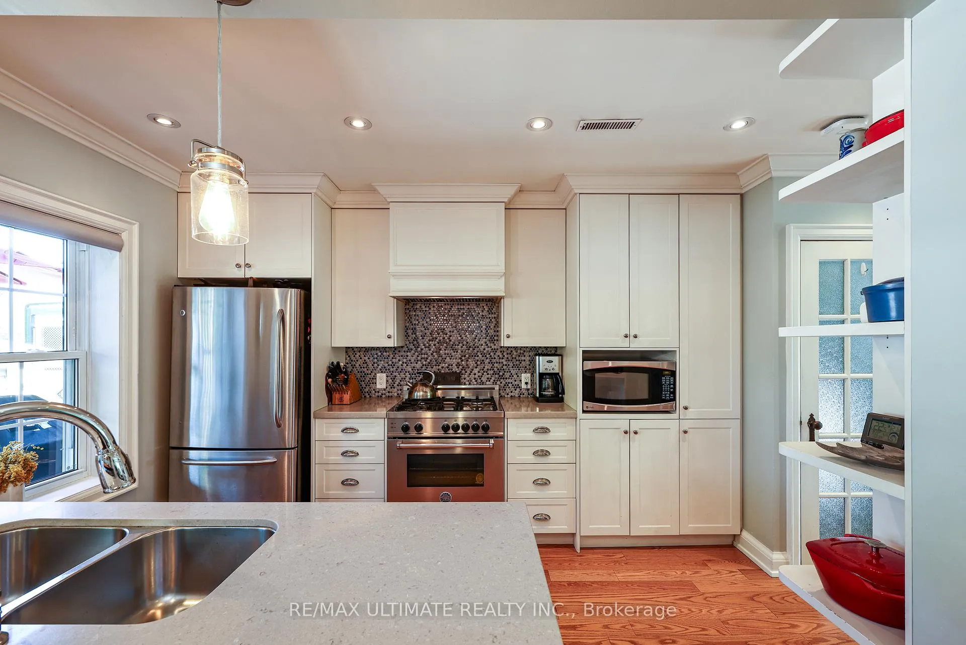 Photo 19 of 503 Sutherland Drive, Toronto, Leaside — HOMEH