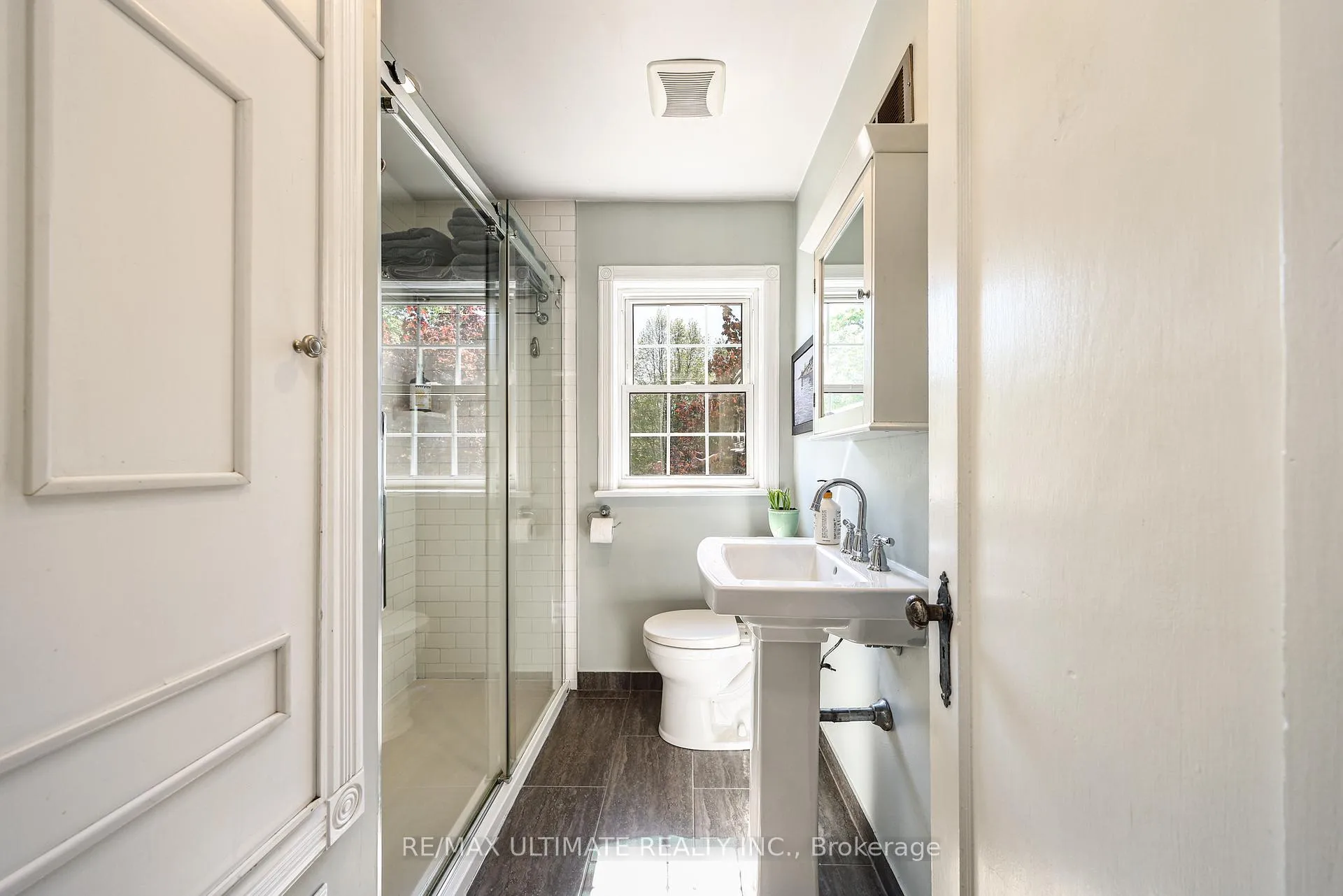 Photo 28 of 503 Sutherland Drive, Toronto, Leaside — HOMEH