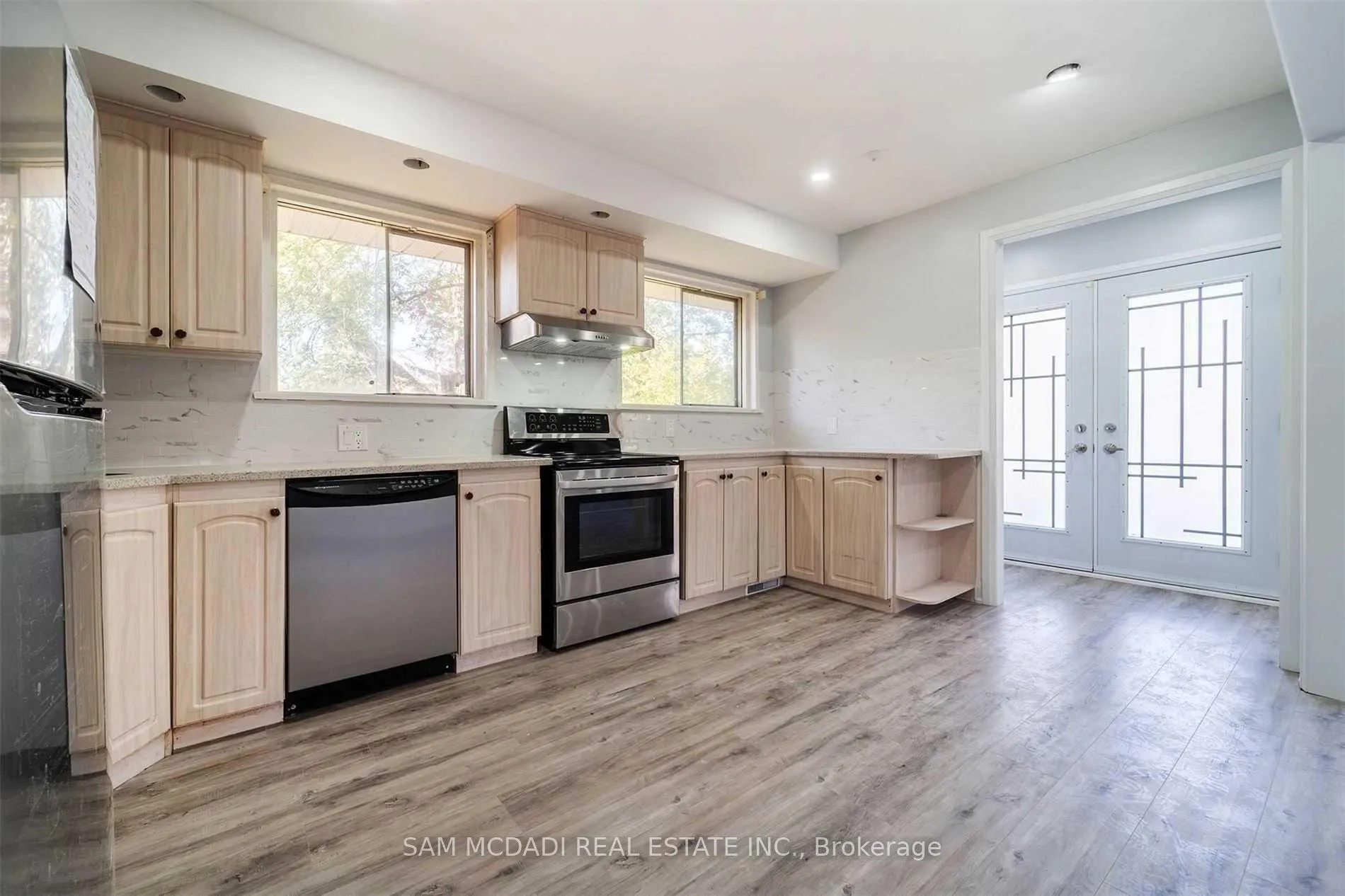 Photo 6 of 5318 Mericourt Road, Burlington, Appleby — HOMEH