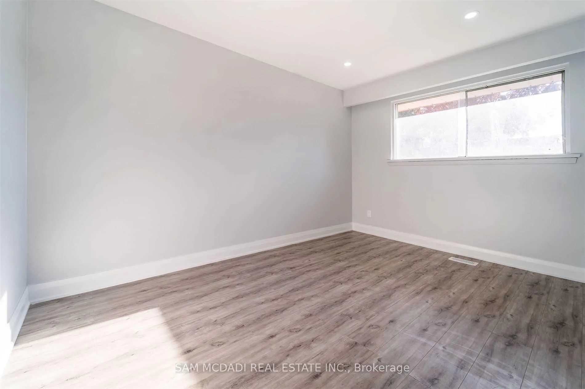 Photo 18 of 5318 Mericourt Road, Burlington, Appleby — HOMEH