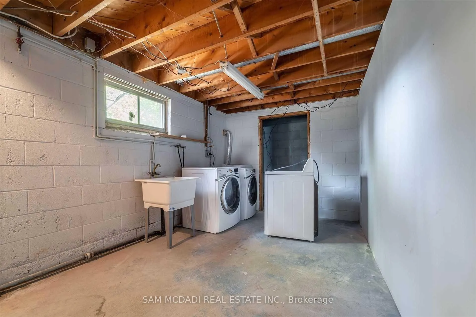 Photo 24 of 5318 Mericourt Road, Burlington, Appleby — HOMEH