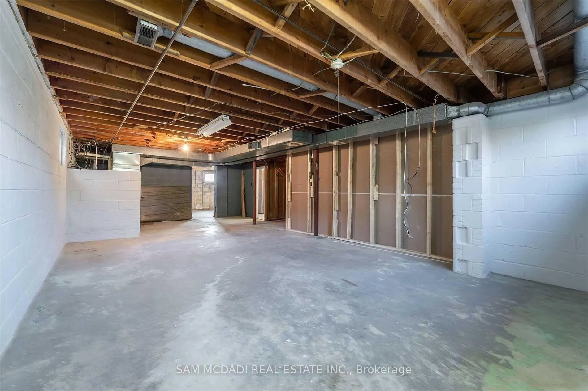 Photo 26 of 5318 Mericourt Road, Burlington, Appleby — HOMEH