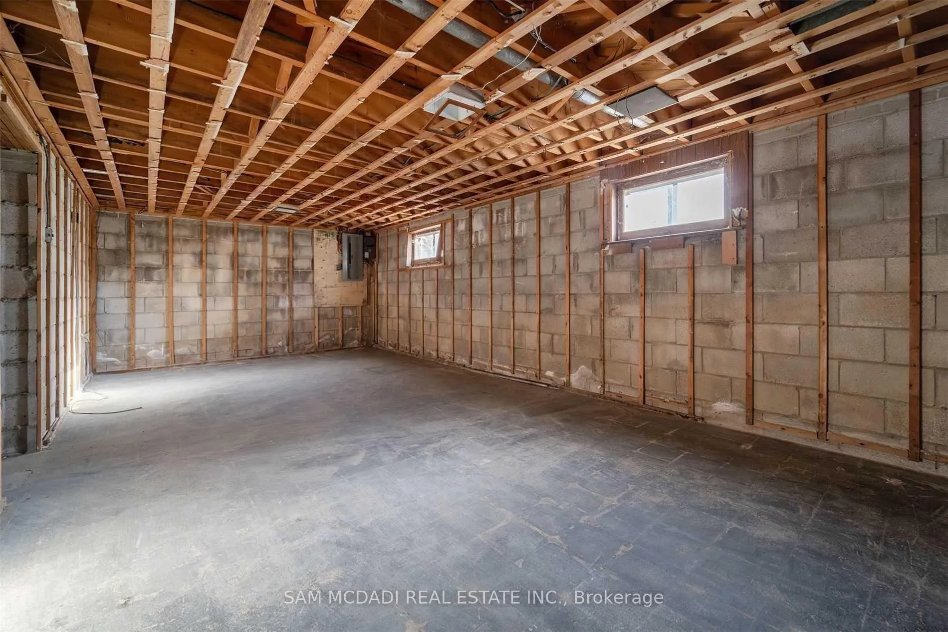 Photo 29 of 5318 Mericourt Road, Burlington, Appleby — HOMEH