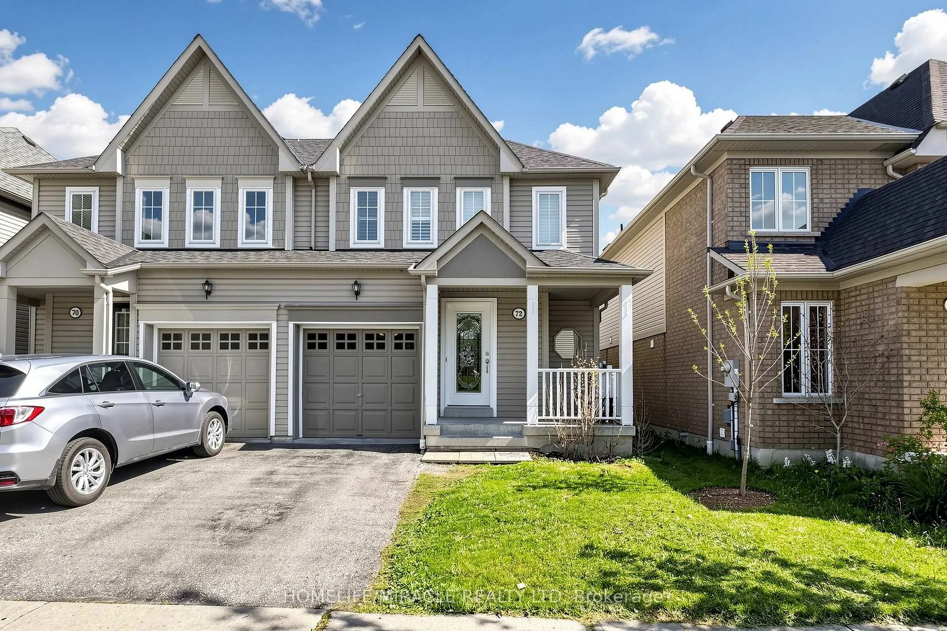 Photo 3 of 72 Boyd Crescent, Ajax, Northeast Ajax — HOMEH