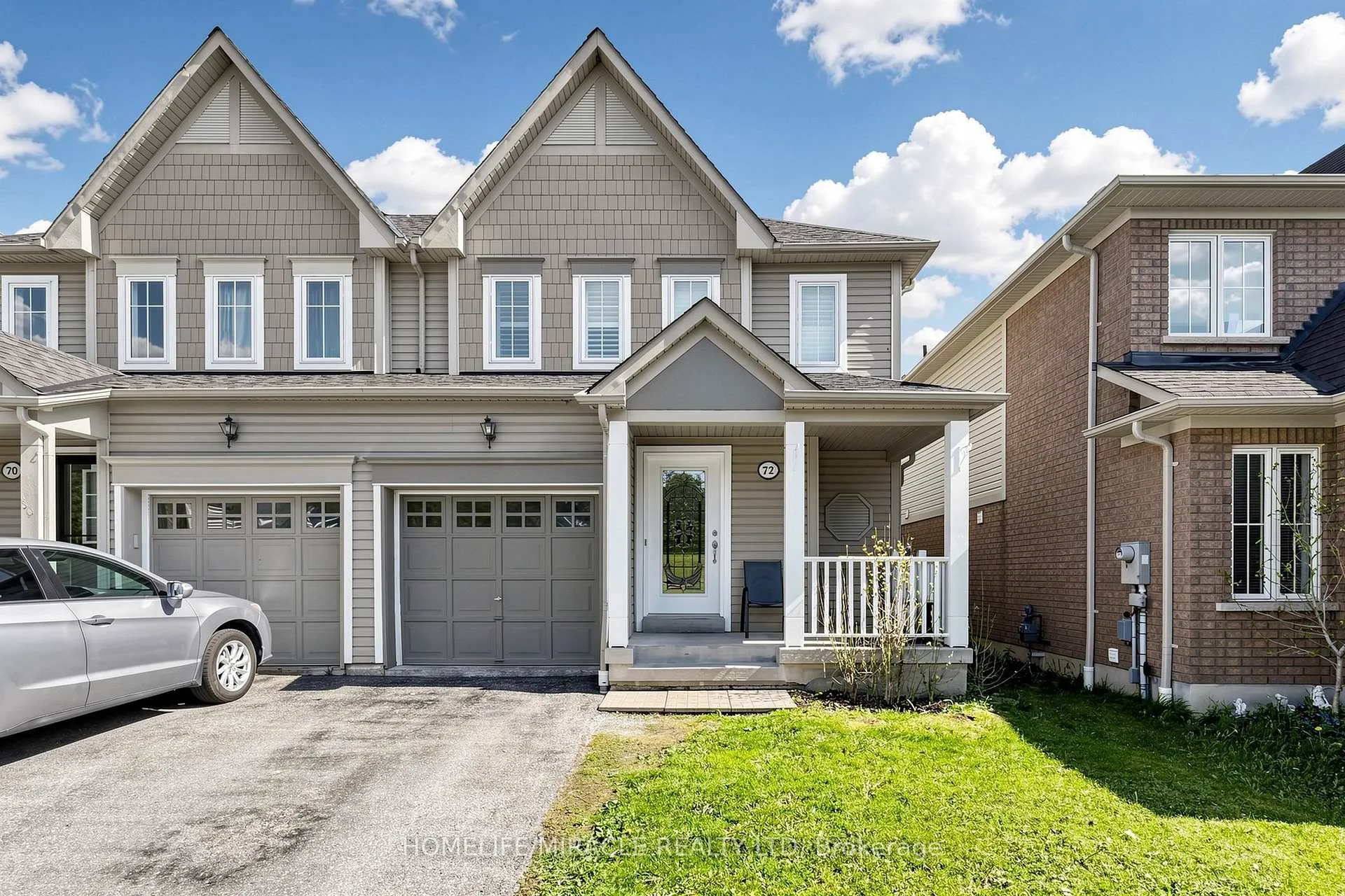 Photo 5 of 72 Boyd Crescent, Ajax, Northeast Ajax — HOMEH
