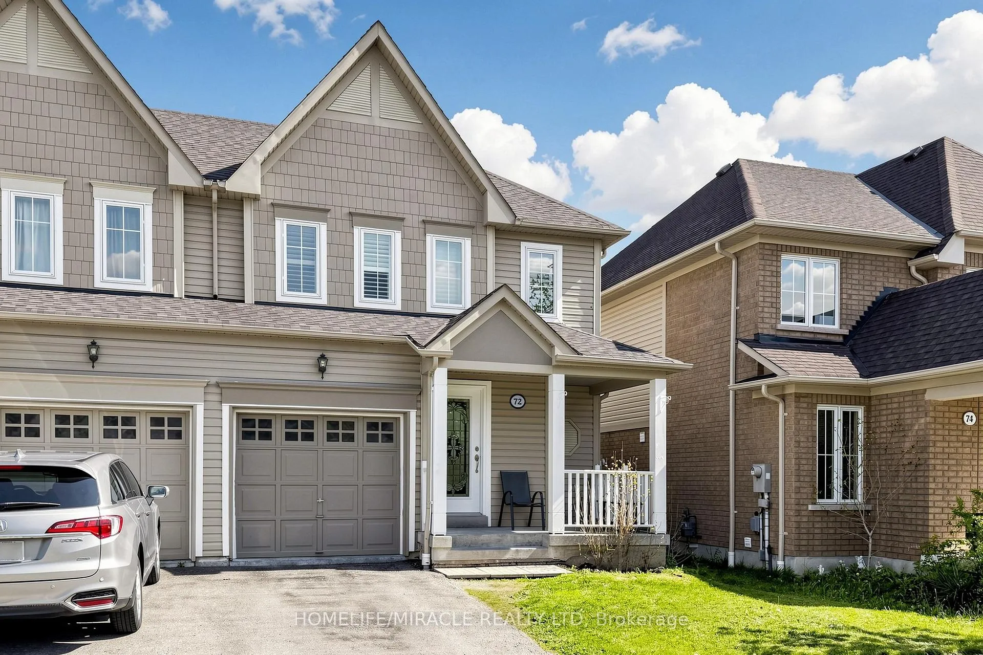 Photo 7 of 72 Boyd Crescent, Ajax, Northeast Ajax — HOMEH