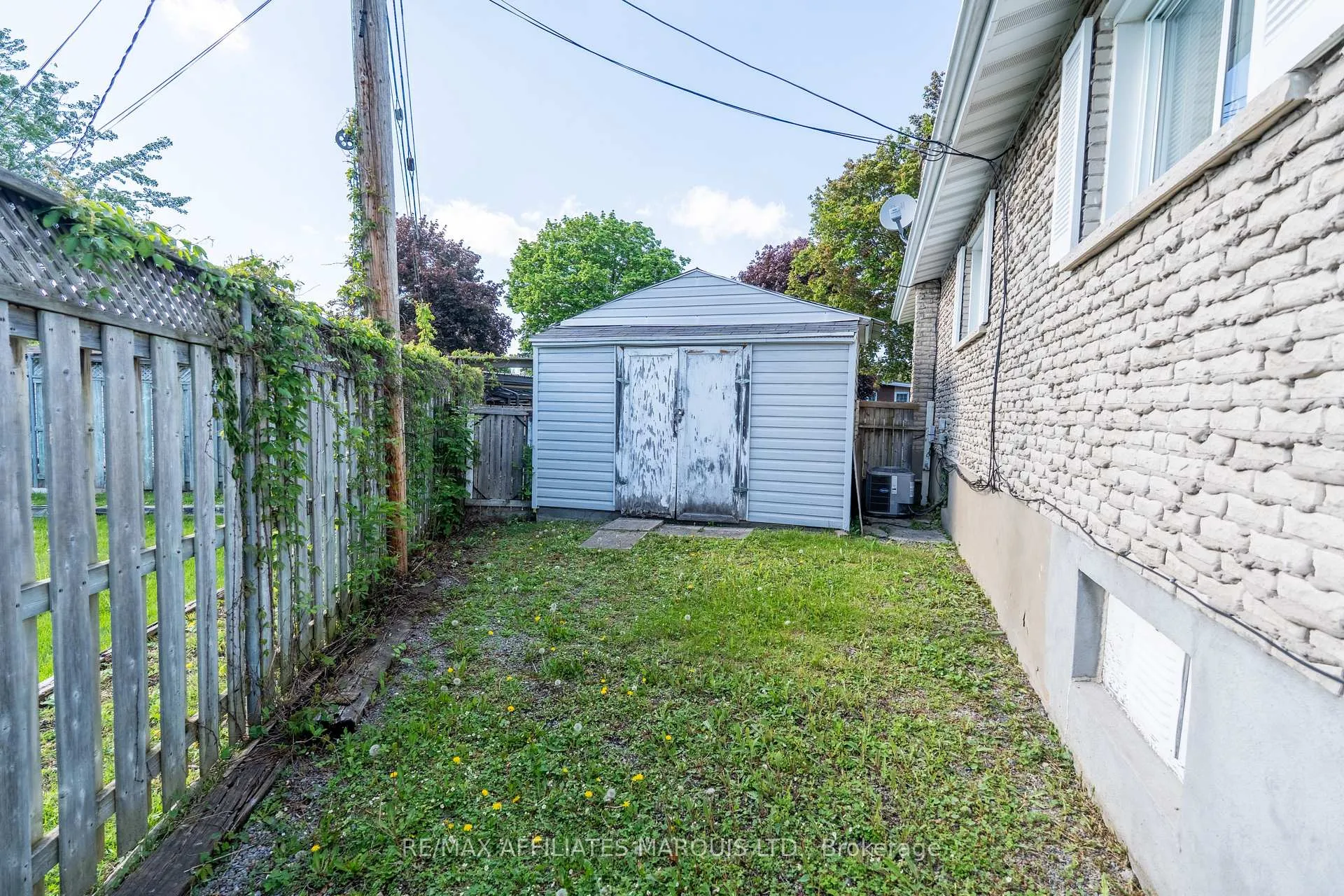 Photo 23 of 429 Beach Avenue, Cornwall — HOMEH