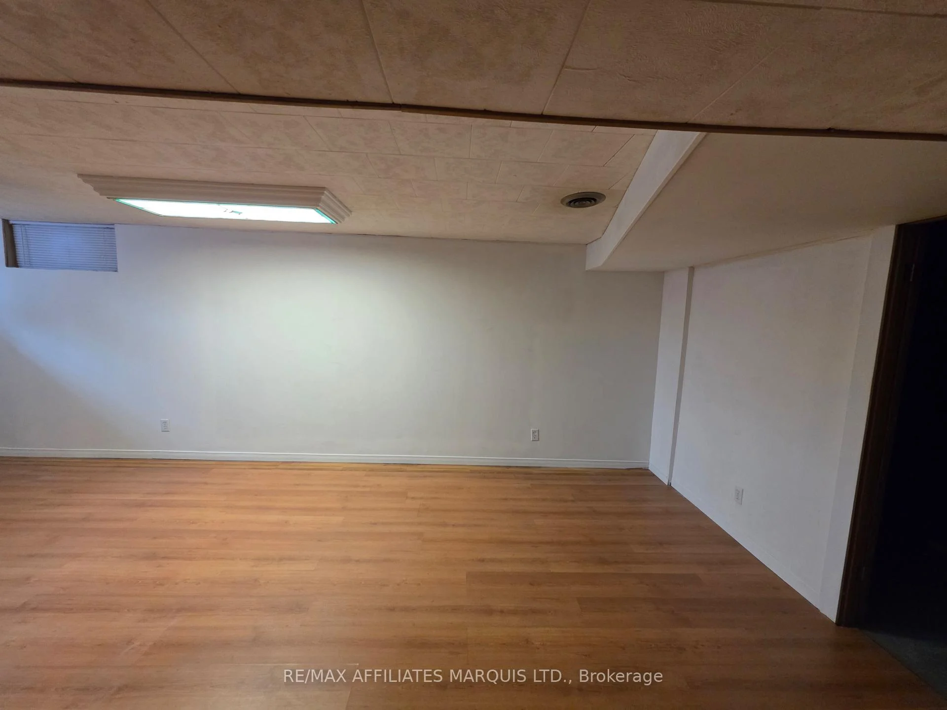 Photo 17 of 429 Beach Avenue, Cornwall — HOMEH