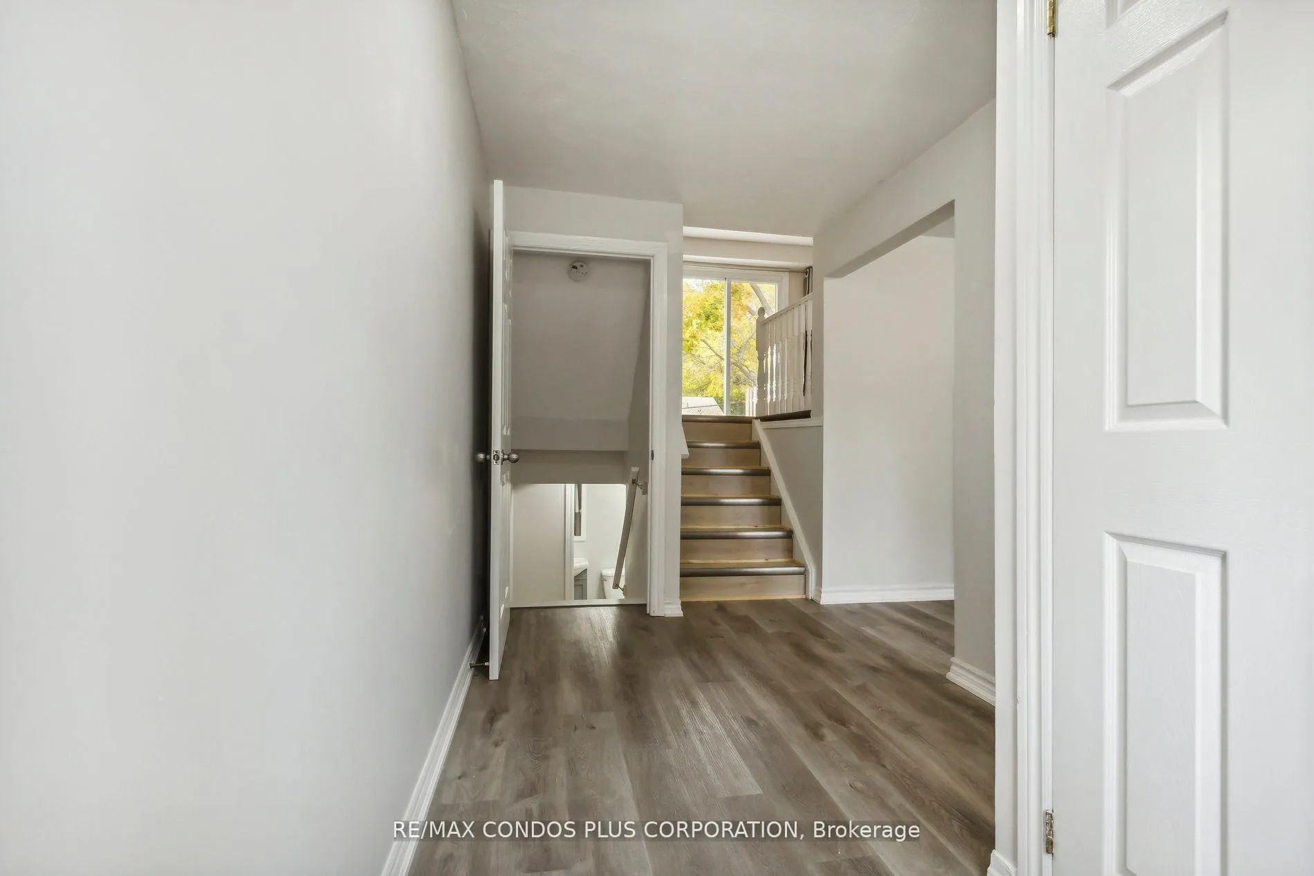 Photo 2 of Unit 2, 294 Fergus Avenue, Kitchener — HOMEH
