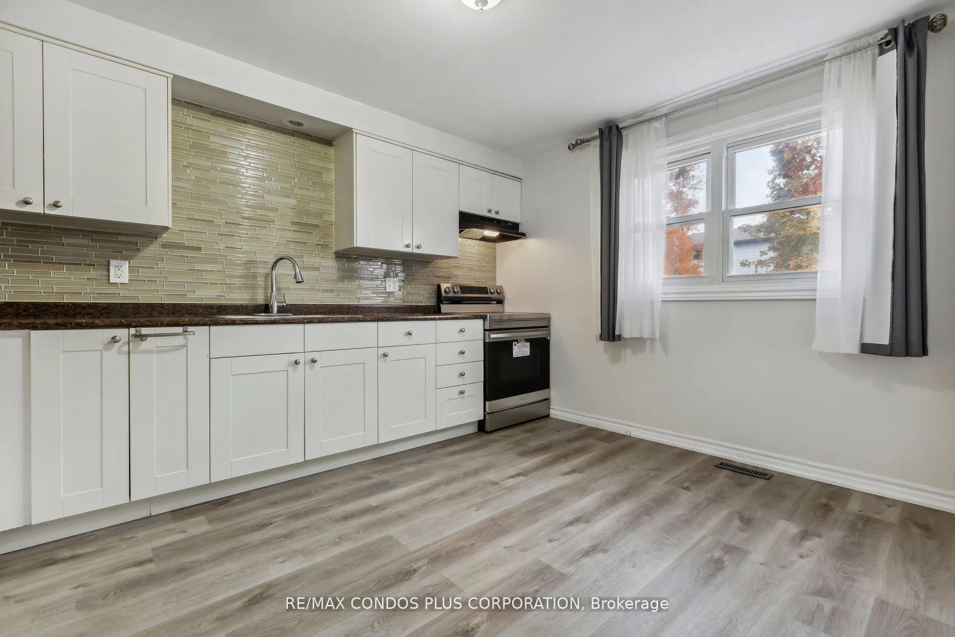 Photo 20 of Unit 2, 294 Fergus Avenue, Kitchener — HOMEH