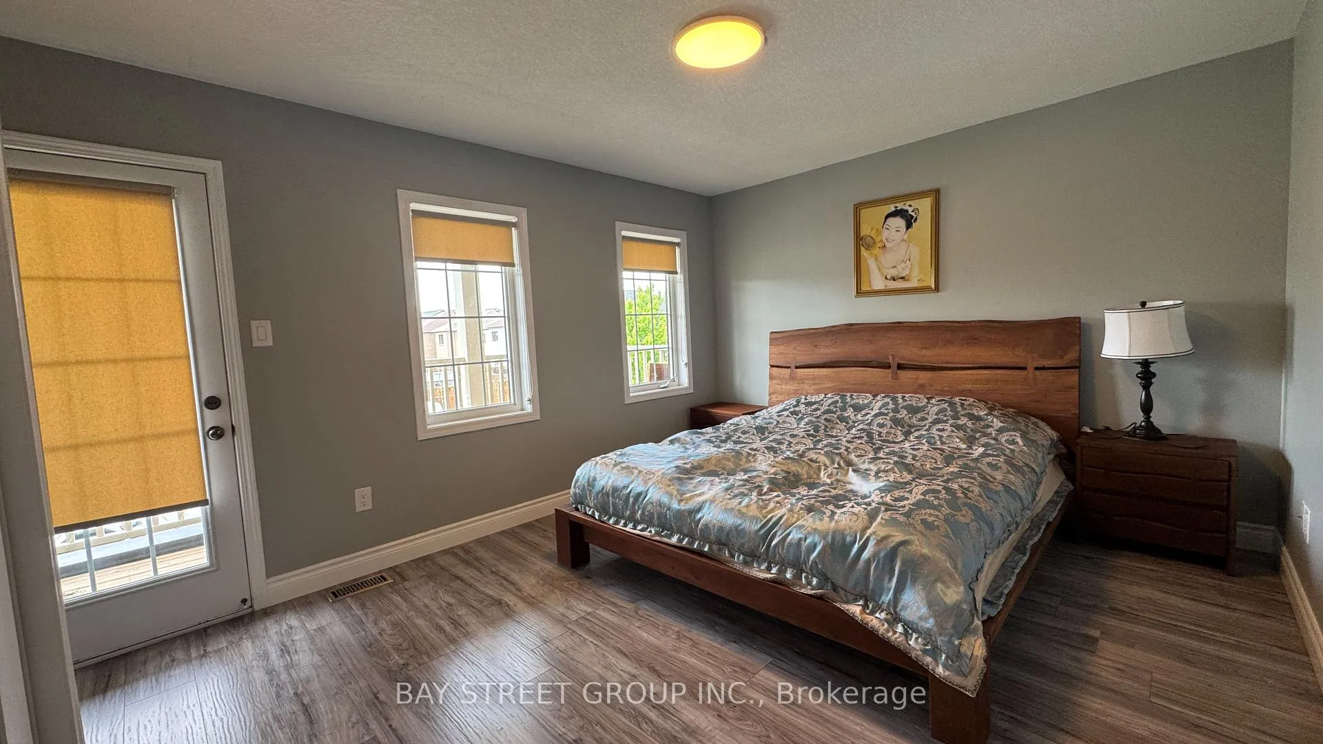 Photo 18 of 7889 Buckeye Crescent, Niagara Falls, Brown — HOMEH