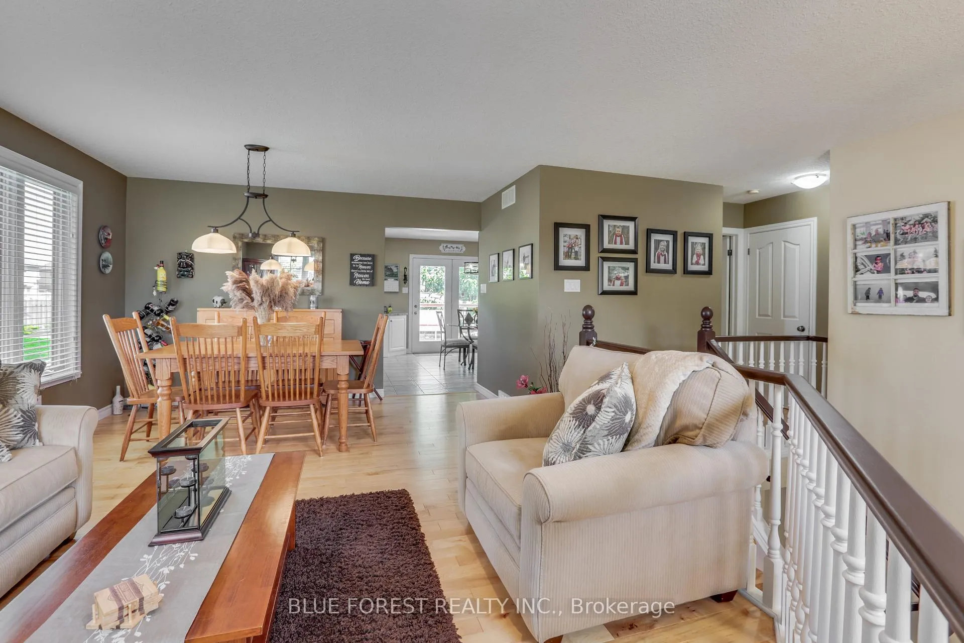 Photo 6 of 116 Woodvale Drive, Thames Centre, Dorchester — HOMEH