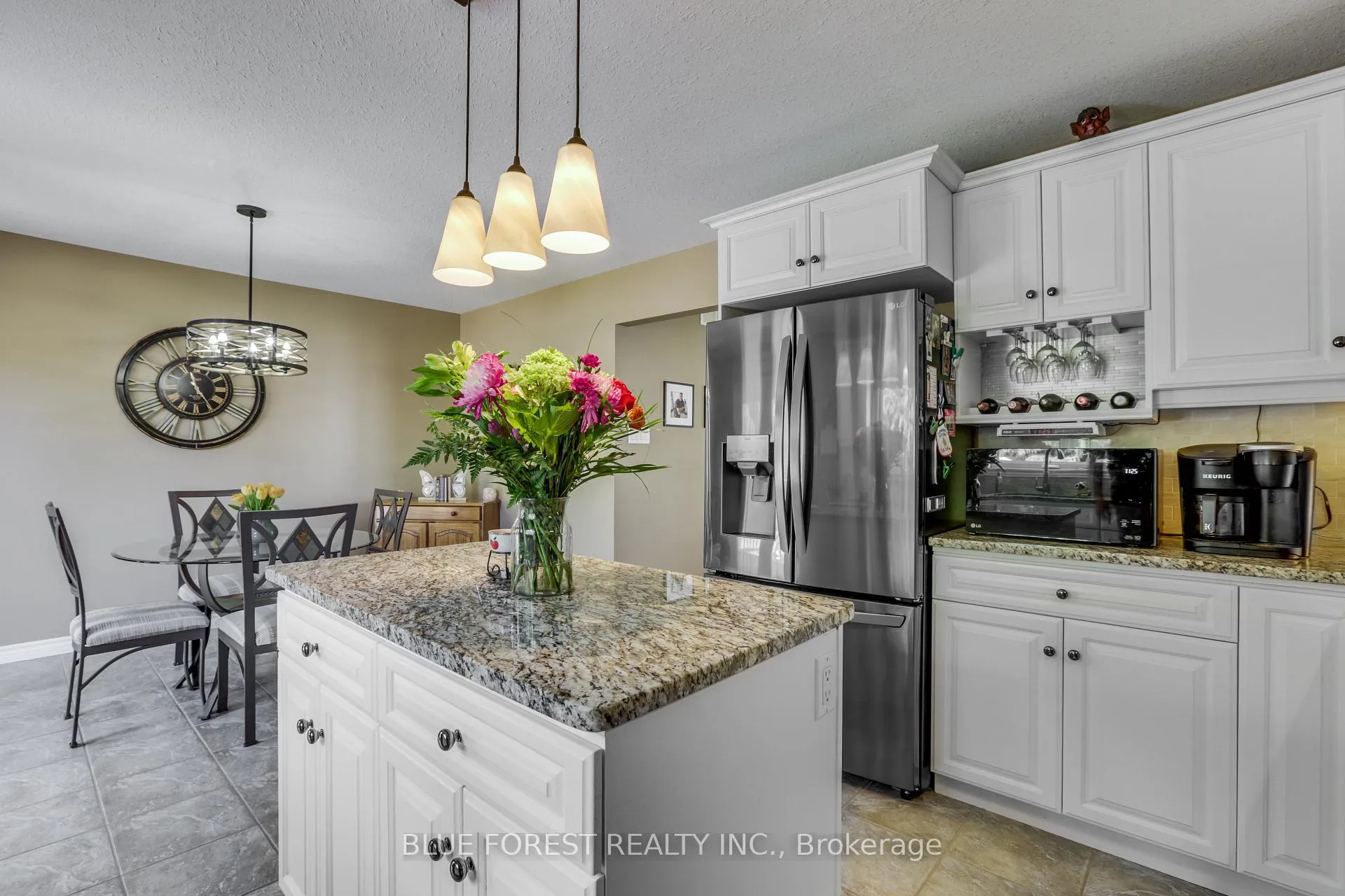 Photo 9 of 116 Woodvale Drive, Thames Centre, Dorchester — HOMEH