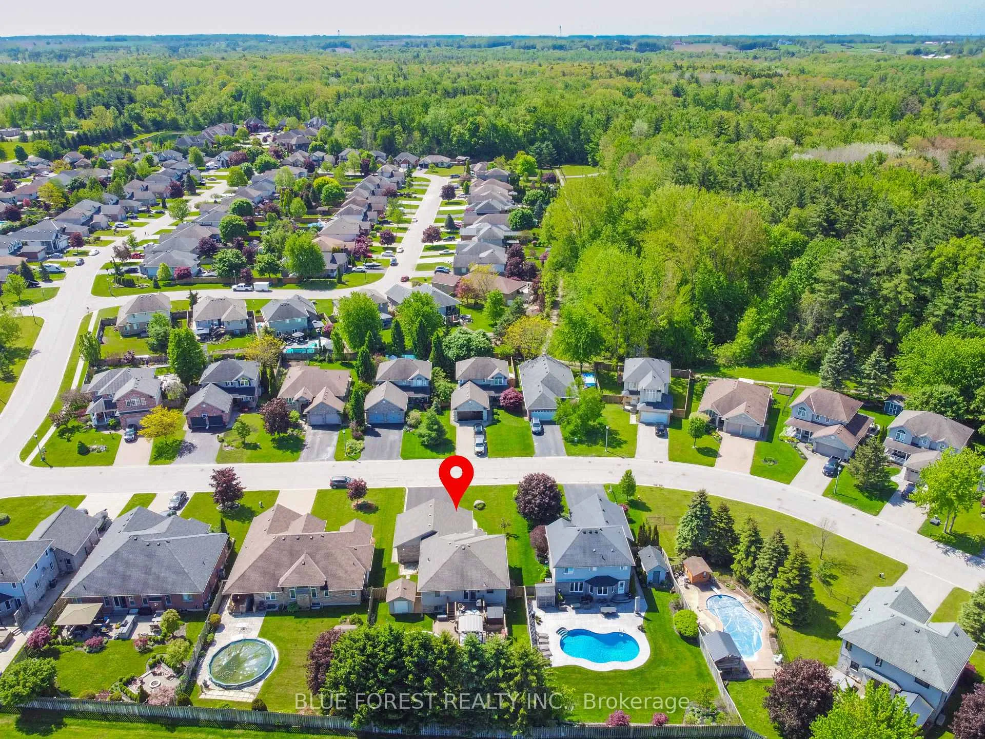 Photo 41 of 116 Woodvale Drive, Thames Centre, Dorchester — HOMEH