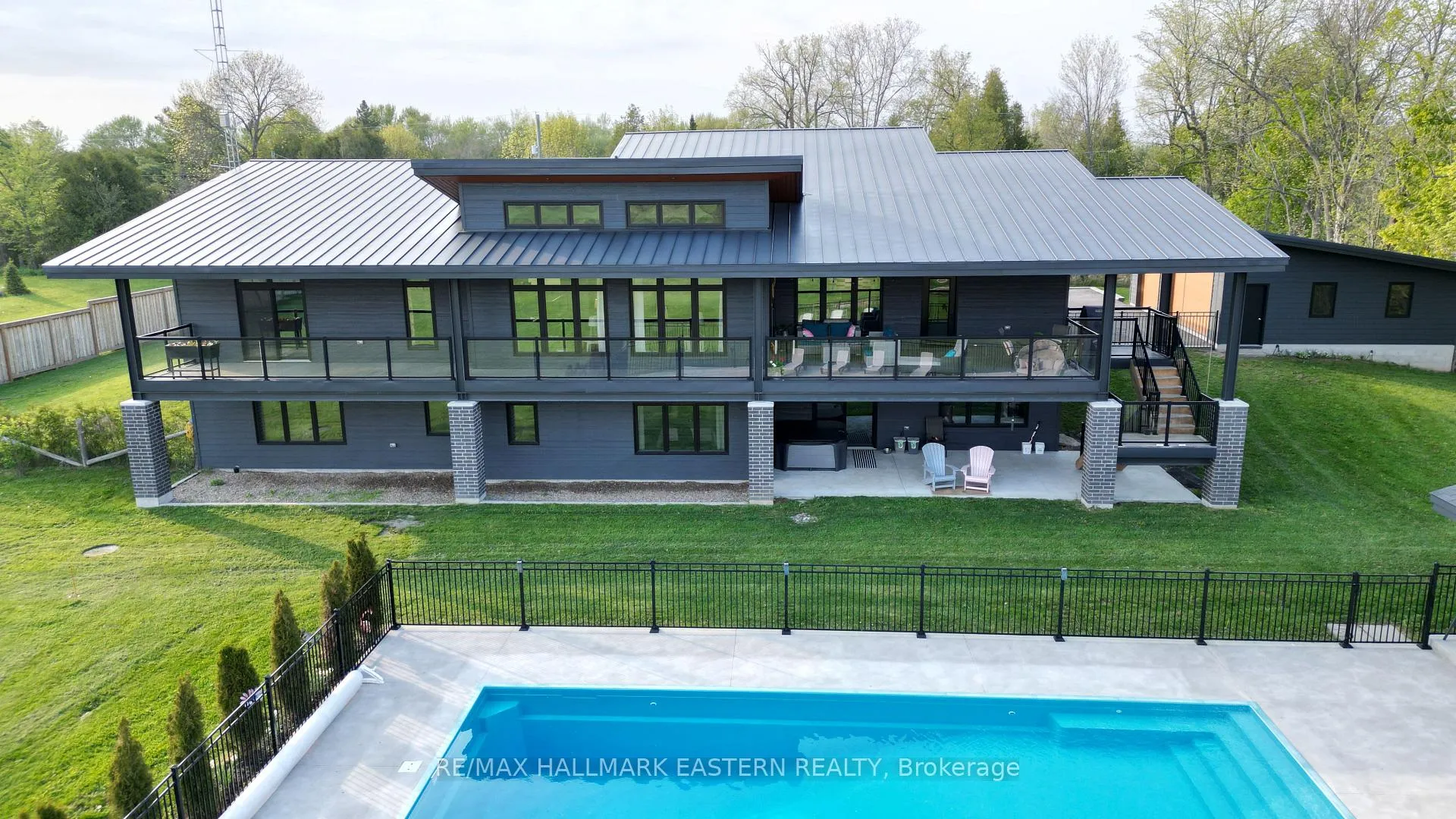 Photo 4 of 1483 Webster Road, Douro-Dummer — HOMEH