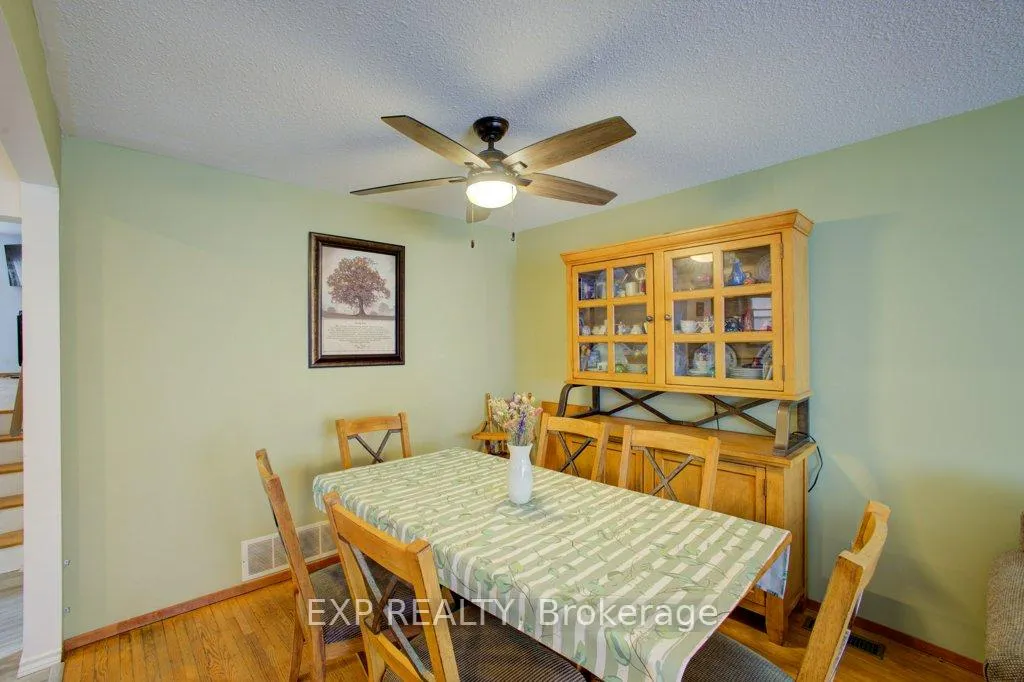 Photo 8 of 44 Madison Avenue, Orangeville — HOMEH