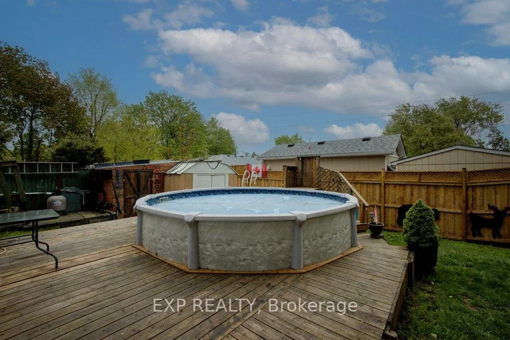 Photo 35 of 44 Madison Avenue, Orangeville — HOMEH