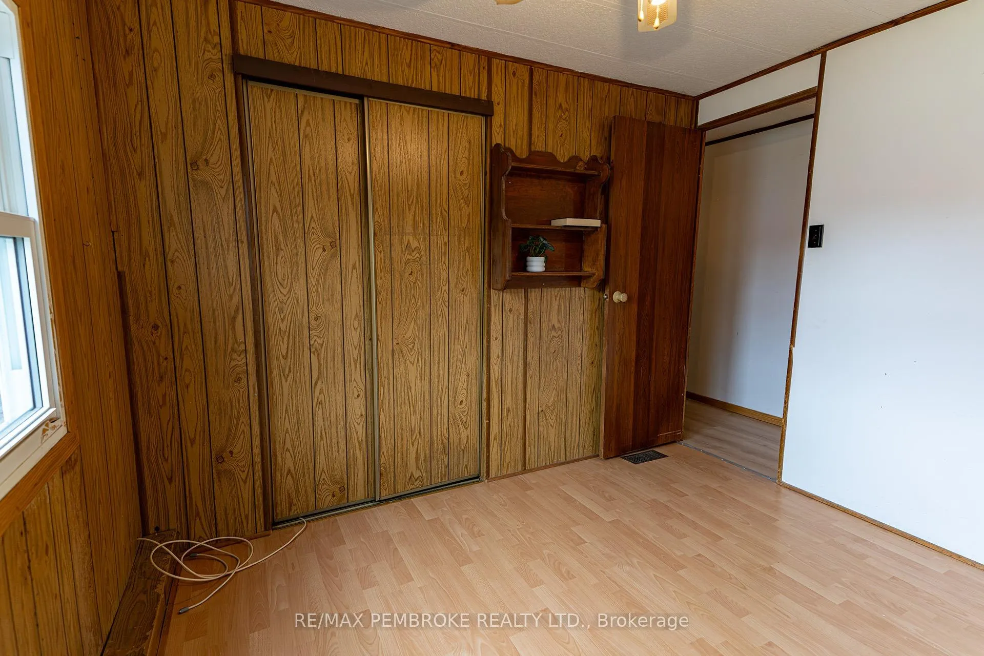 Photo 20 of 94 Pinehurst Estates, Petawawa, Petawawa — HOMEH