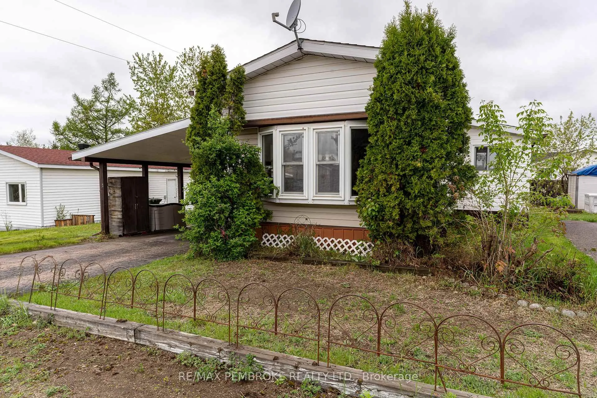 Photo 31 of 94 Pinehurst Estates, Petawawa, Petawawa — HOMEH