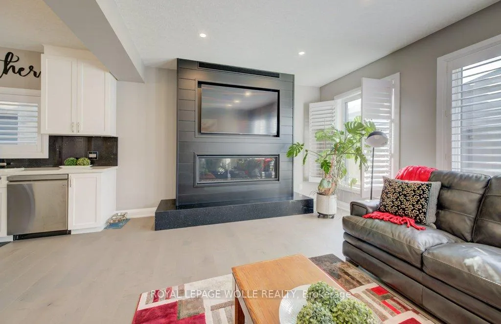 Photo 7 of 43 Greyhawk Street, Kitchener — HOMEH