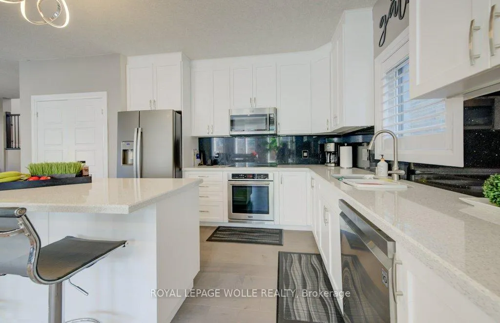 Photo 9 of 43 Greyhawk Street, Kitchener — HOMEH