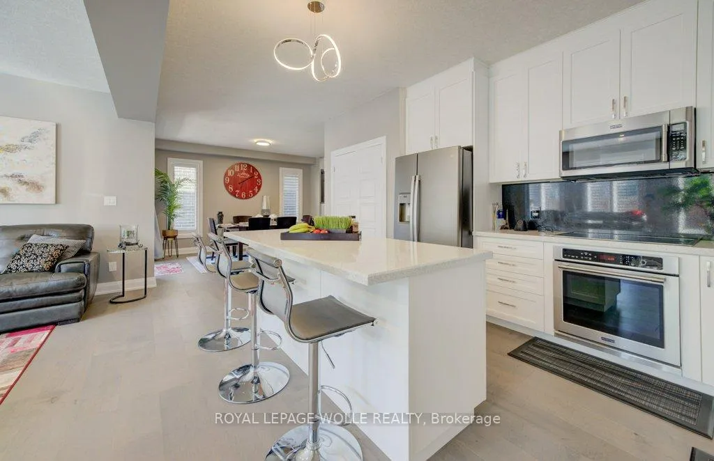 Photo 10 of 43 Greyhawk Street, Kitchener — HOMEH