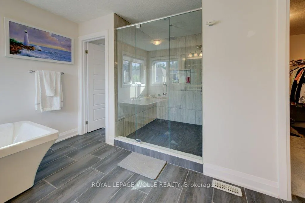 Photo 29 of 43 Greyhawk Street, Kitchener — HOMEH