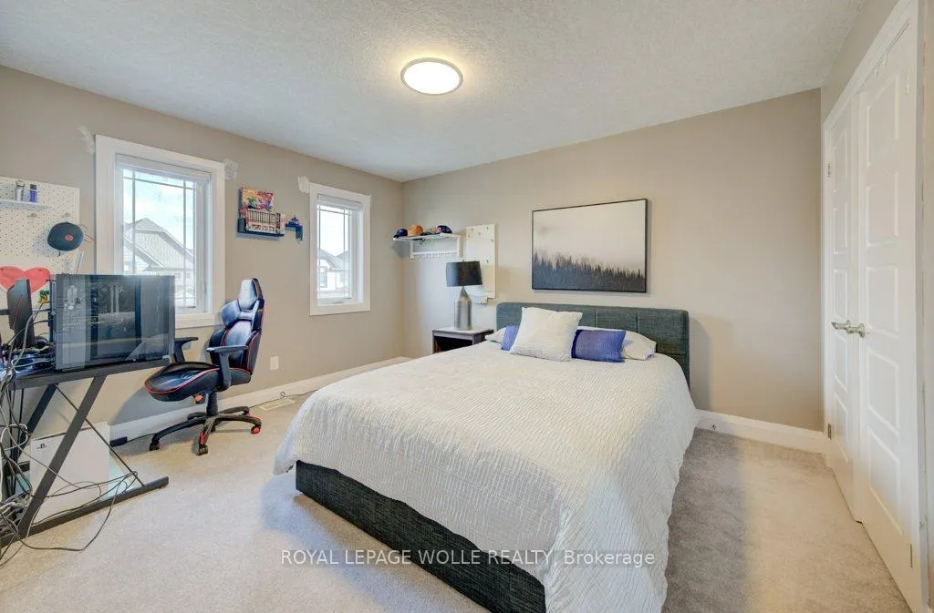 Photo 34 of 43 Greyhawk Street, Kitchener — HOMEH